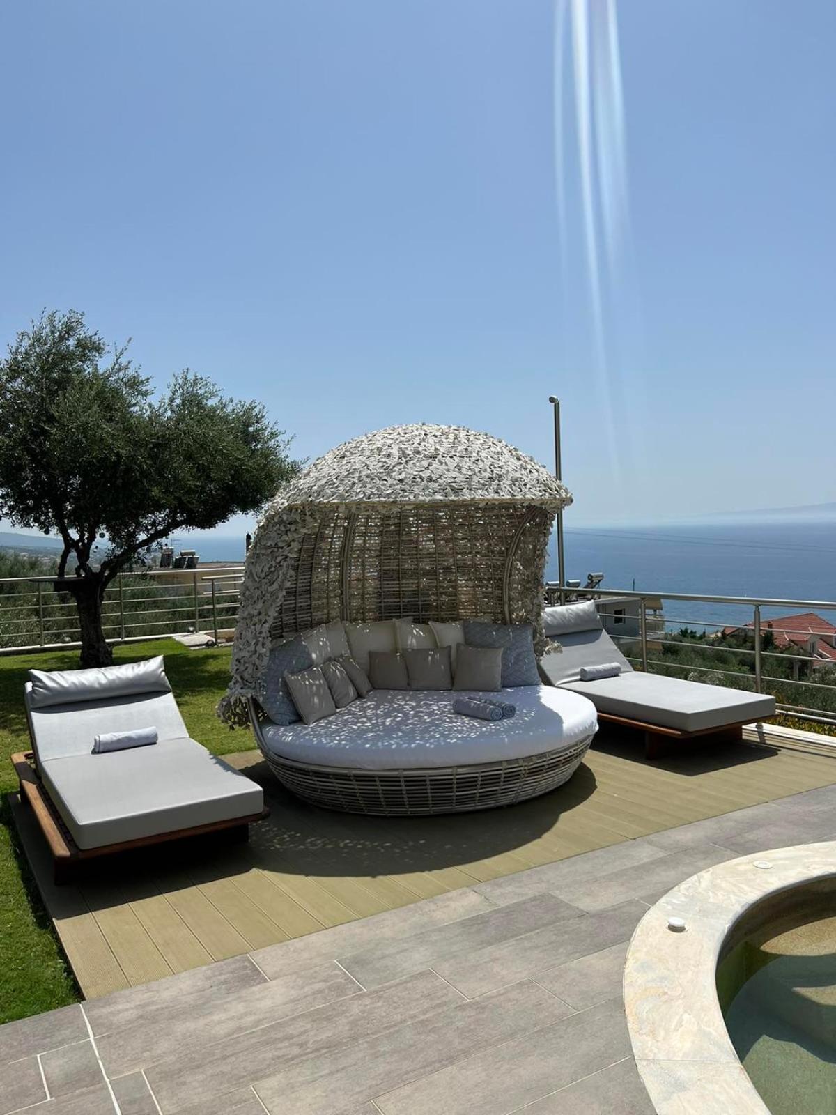 Las Vergas - Enjoy Our Swimming Pool In Kalamata, Greece Buitenkant foto