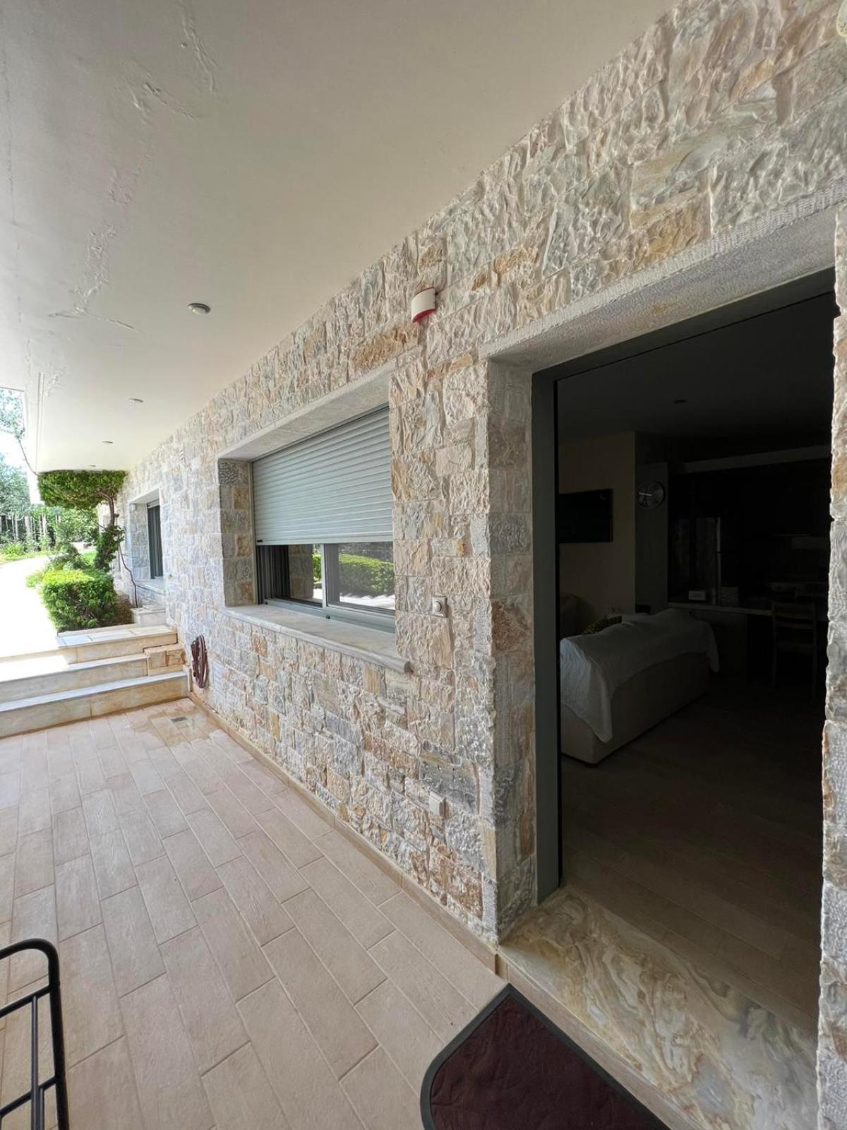 Las Vergas - Enjoy Our Swimming Pool In Kalamata, Greece Buitenkant foto